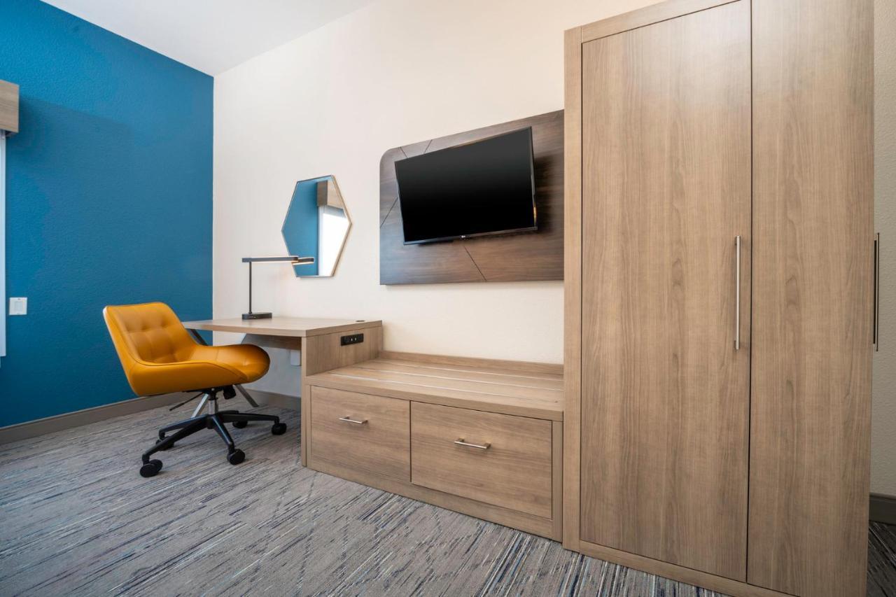Holiday Inn Express And Suites Atlanta-Johns Creek By Ihg Esterno foto