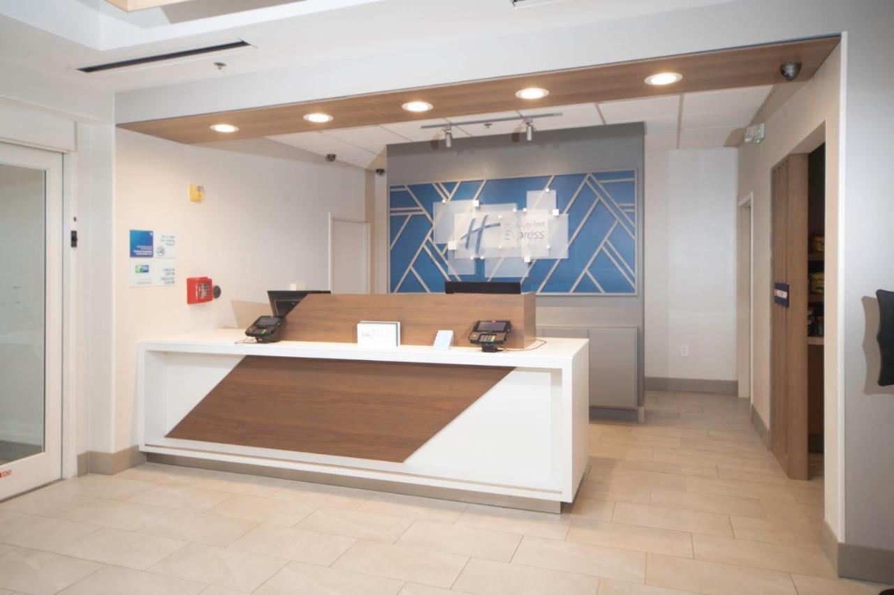 Holiday Inn Express And Suites Atlanta-Johns Creek By Ihg Esterno foto