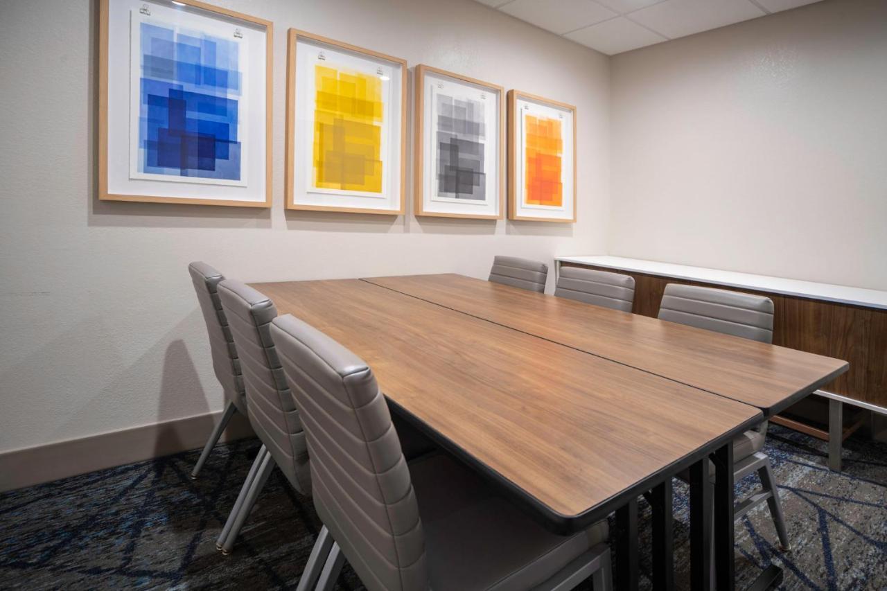 Holiday Inn Express And Suites Atlanta-Johns Creek By Ihg Esterno foto